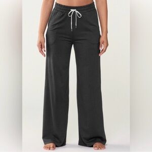 Halo Essential Wideleg Pant Size Large